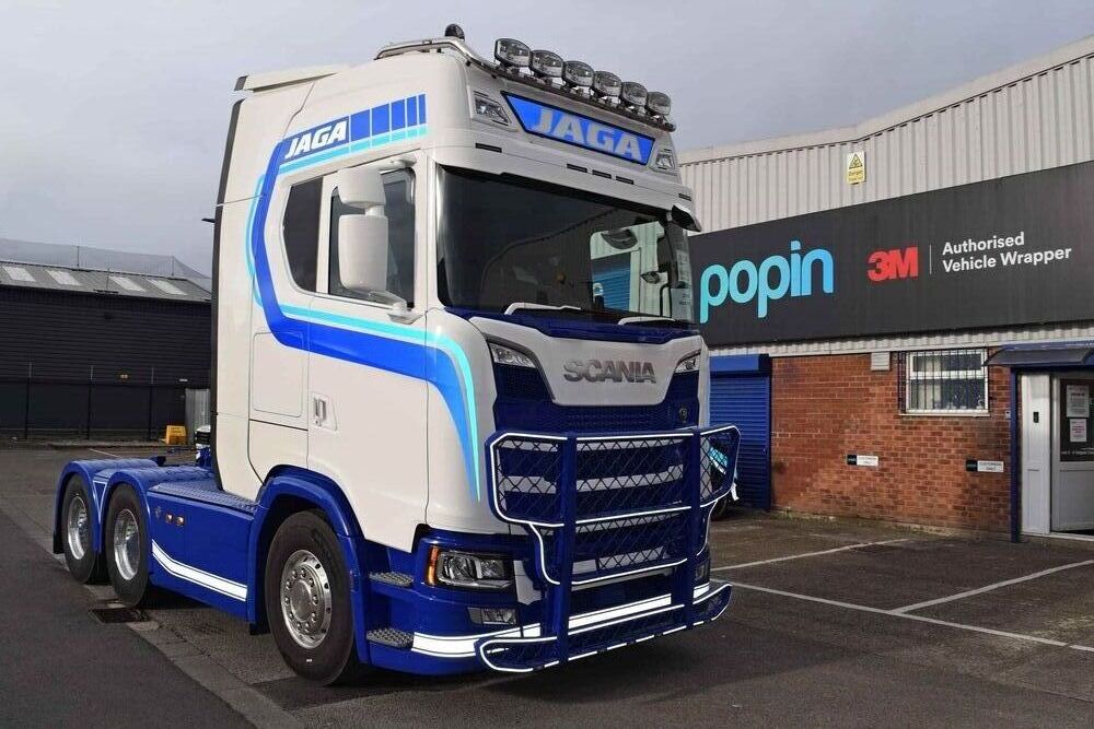 Full Wrap vs Partial Wrap for Business Vehicles