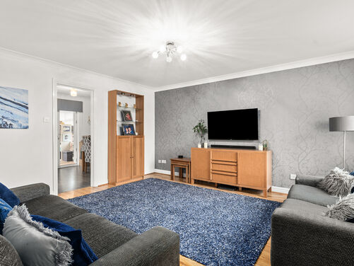 Kennedy Way, Airth, FK2 8GG