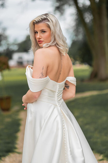 HARLOW