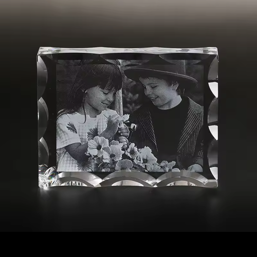 The Amazing 180X130X25mm 3D Staffa Scallop Edge Photo Frame