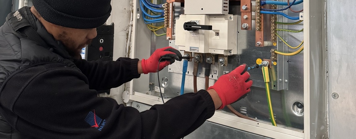 Innovative Energy Systems Ltd | Emergency electrician Woking | Fuse board/Consumer unit replacement | Electrician Woking