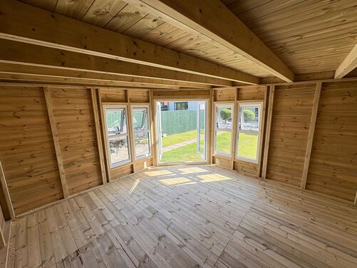 14x14 Corner Summer House