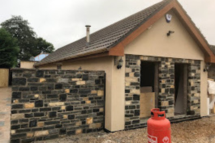 Muscle Stone & Brick Solutions | Stonework masonry builder -Reponiting-repair Cardiff | Brickwork builder -repointing -repair-Cardiff | Garden walls-extensions-patios-garages-porches-garden kitchen ovens-home structural repairs-BBQ.cardiff