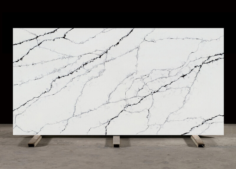 Classic quartz Calacatta Noir