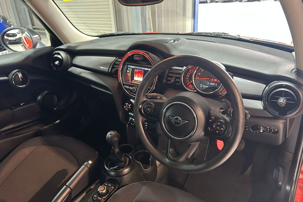MINI Hatch 1.5 Cooper II 3dr
