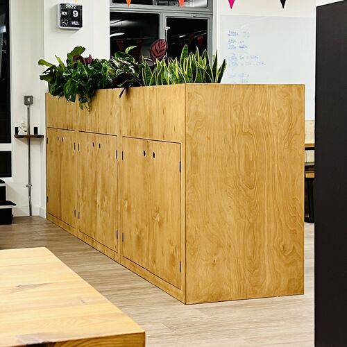 Storage Work Benches