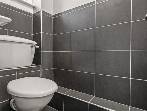 Calder Place, Hallglen, Falkirk, FK1 2QZ