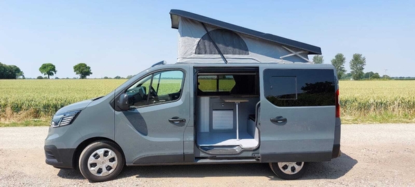 Exploring the Open Road: Benefits of a Pop-Top Roof for your Campervan