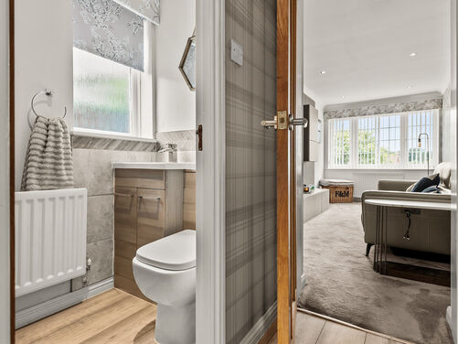 James Smith Avenue, Maddiston, FK2 0FP