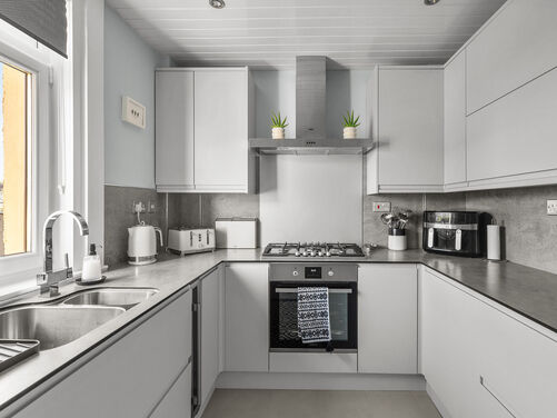 Bellsdyke Road, Larbert, FK5 4HF