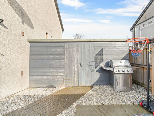 Lorimer Place, Carron, FK2 8DT