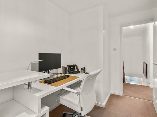 Denbecan, Alloa, FK10 1QZ