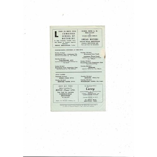 1966/67 Brentwood Town v Woodford Town Football Programme