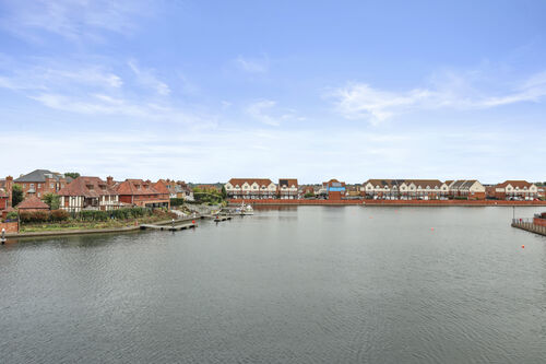 Golden Gate Way, Eastbourne