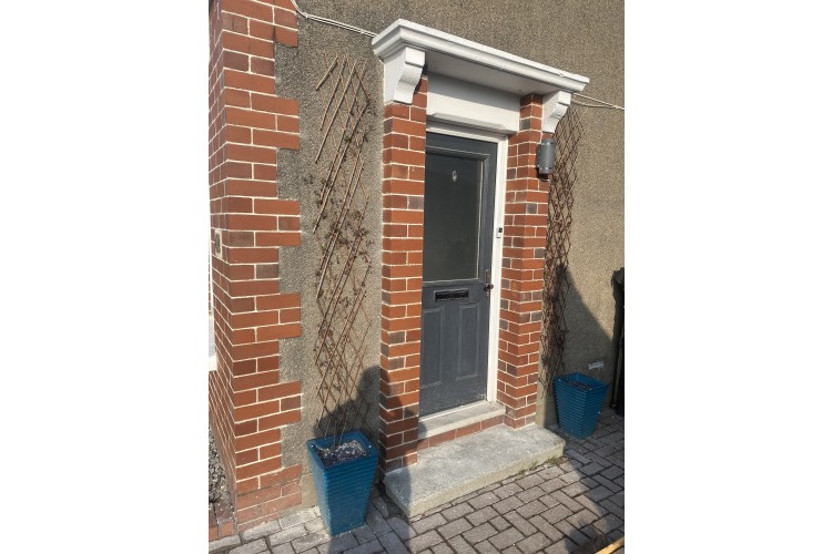Muscle Stone & Brick Solutions | Stonework masonry builder -Reponiting-repair Cardiff | Brickwork builder -repointing -repair-Cardiff | Garden walls-extensions-patios-garages-porches-garden kitchen ovens-home structural repairs-BBQ.cardiff