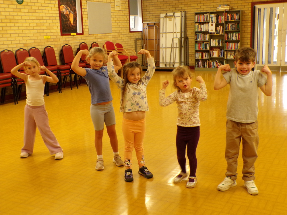 Workshops | Pulse &amp; Pop! | Children's Birthday Party Venue Hire Spalding, UK |  Musical Theatre Classes and Experiences in and around Lincolnshire, UK | Wedding and Events Singer based near Peterborough, UK