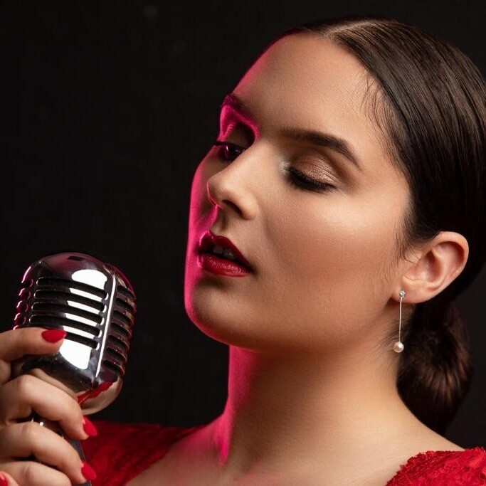 Bespoke Performances | Pulse &amp;amp; Pop! | Children&amp;#039;s Birthday Party Venue Hire Spalding, UK |  Musical Theatre Classes and Experiences in and around Lincolnshire, UK | Wedding and Events Singer based near Peterborough, UK