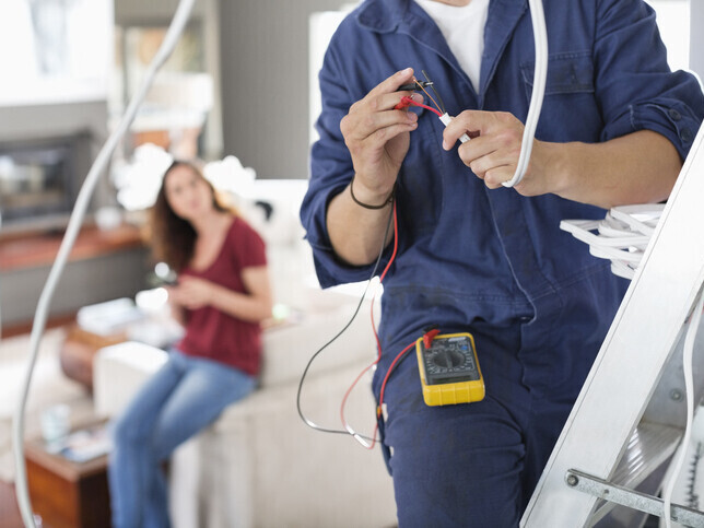 24 Hour Emergency Electrician Bradford &amp; West Yorkshire