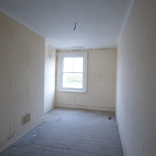 Freehold Town Centre Shop Investment