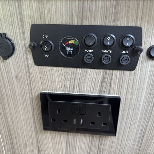 2015 (65)reg Fiat Doblo 1.6 M-Jet Camper Van - 1 Owner - 15222 miles