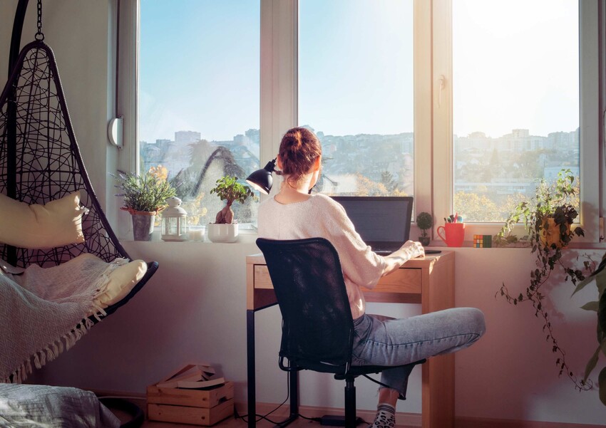 Remote vs Hybrid Work: Which is Right for Your IT Career