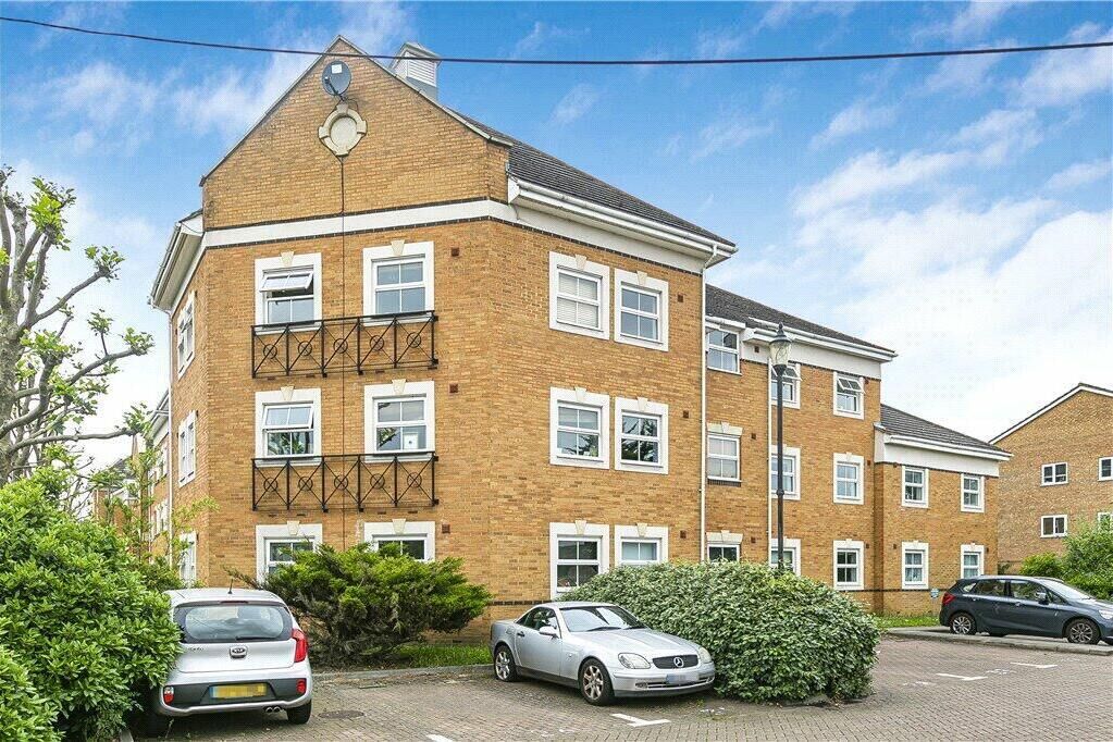 Prince Albert Court, Sunbury