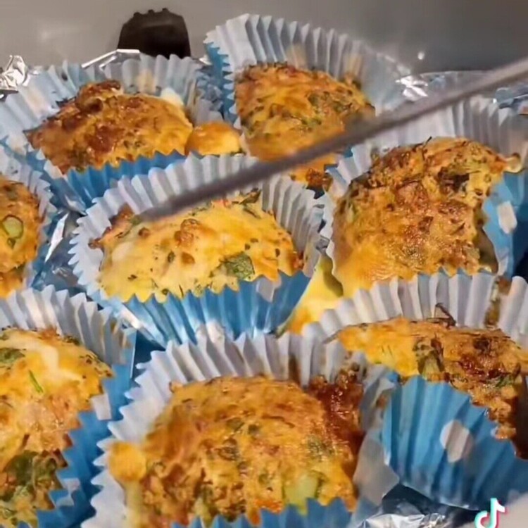 Breakfast egg muffins