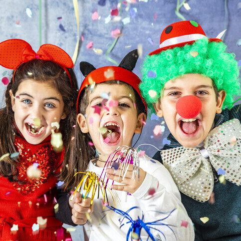 About | Pulse &amp;amp; Pop! | Children&amp;#039;s Birthday Party Venue Hire Spalding, UK |  Musical Theatre Classes and Experiences in and around Lincolnshire, UK | Wedding and Events Singer based near Peterborough, UK