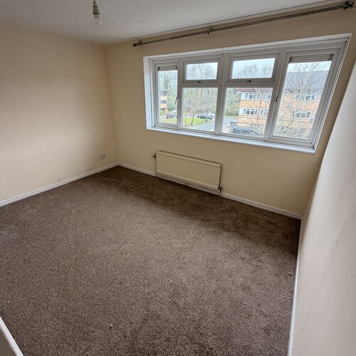 CONNIBURROW - 1 BEDROOM APARTMENT