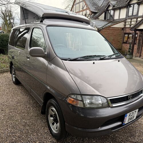 Wellhouse Toyota Granvia Luxury Camper Van 4 Berth - Automatic 4WD