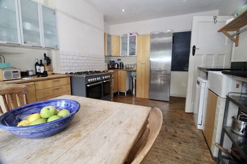 Loughborough Road, Birstall, LE4 3EE