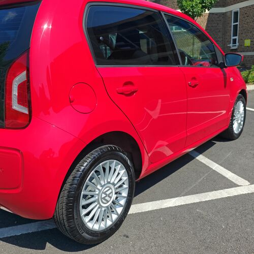 Volkswagen Move UP 2015