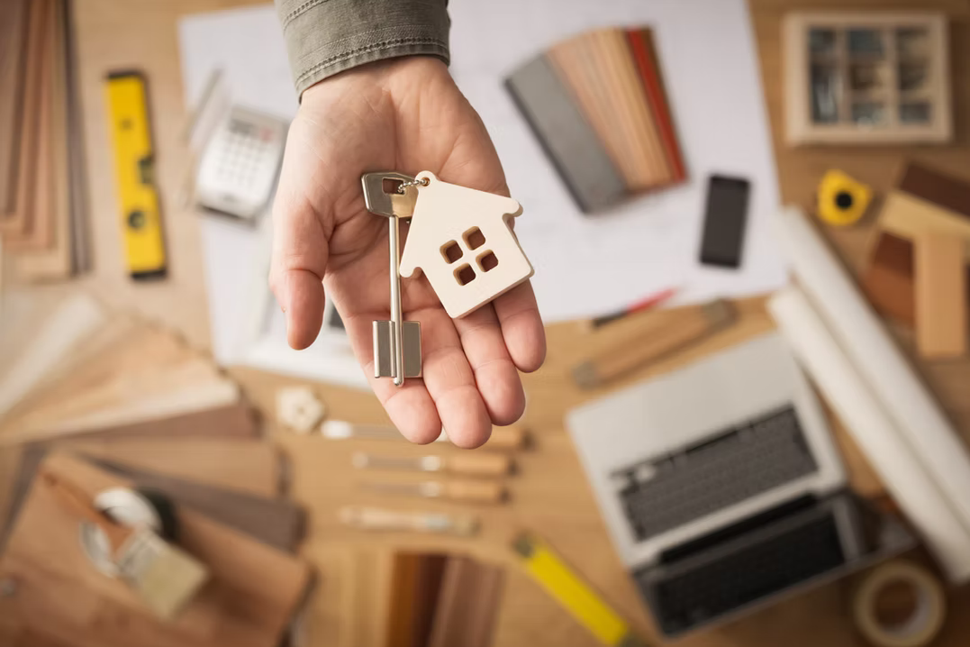 About us | Turn House Estate Agency | Estate agent Hampton | Estate agent Hounslow | Homes for sale in Hampton | Lettings Hounslow