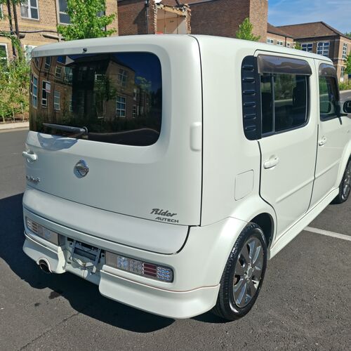 Nissan Cube3 - Rider AUTECH 2007