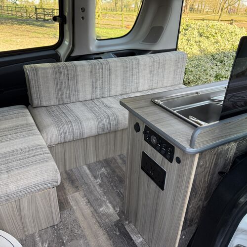 2015 (65)reg Fiat Doblo 1.6 M-Jet Camper Van - 1 Owner - 15222 miles