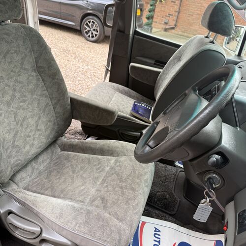 1999 Nissan Elgrand 3.2V6 Auto Camper Van 2 Berth