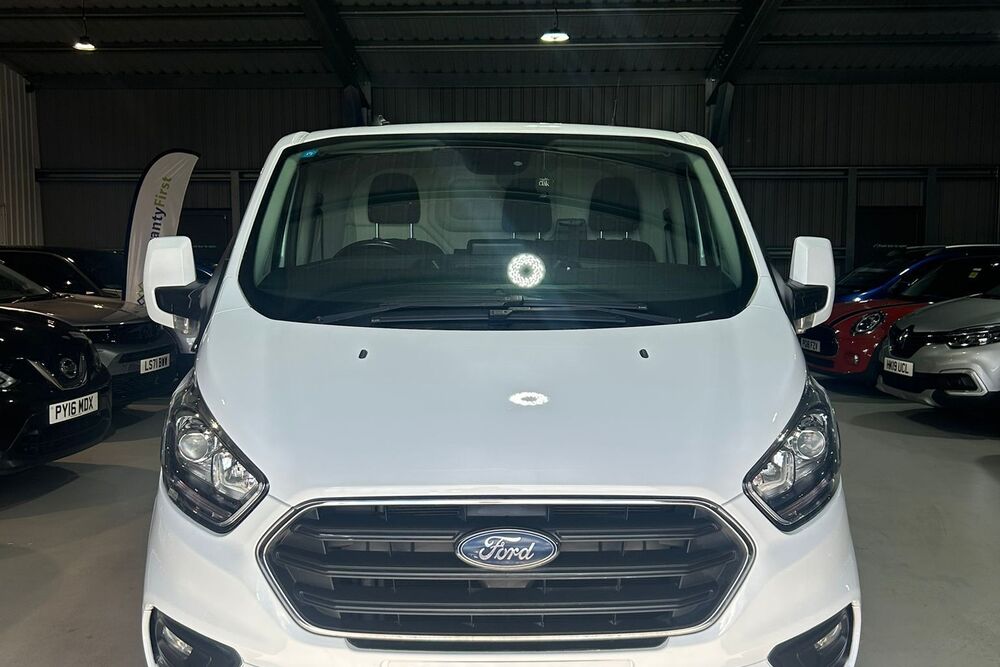 FORD TRANSIT CUSTOM 2.0 EcoBlue 130ps LIMITED
