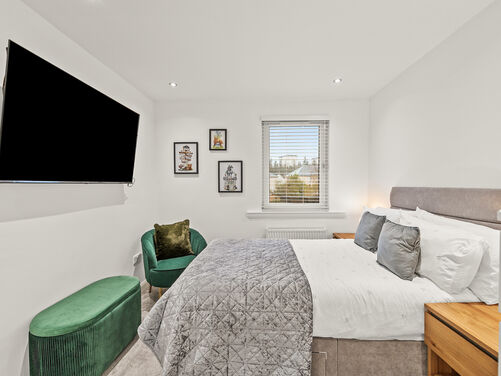 Hawley Road, Falkirk, FK1 1SW