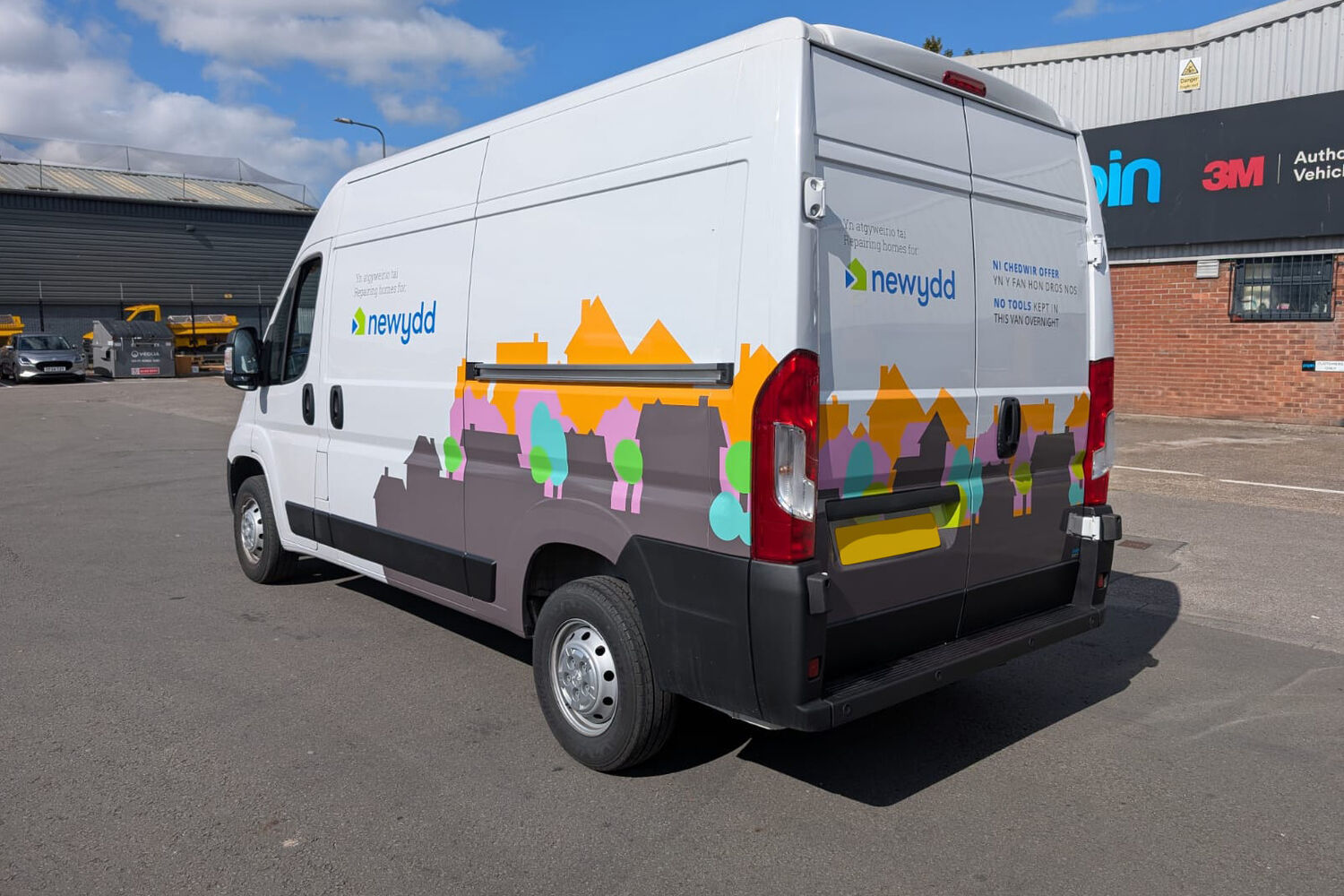 Newydd - 2x Peugeot Boxer