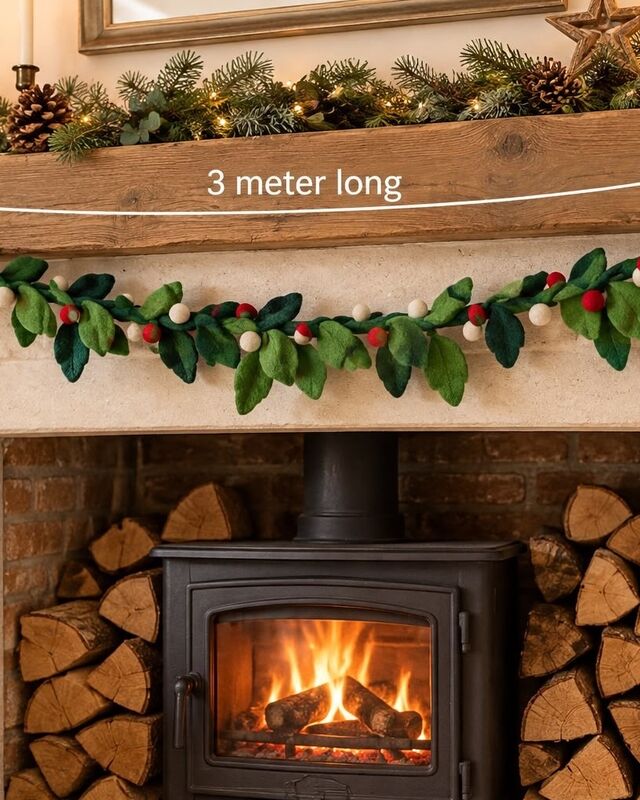 elted Christmas Holly & Berry Garland