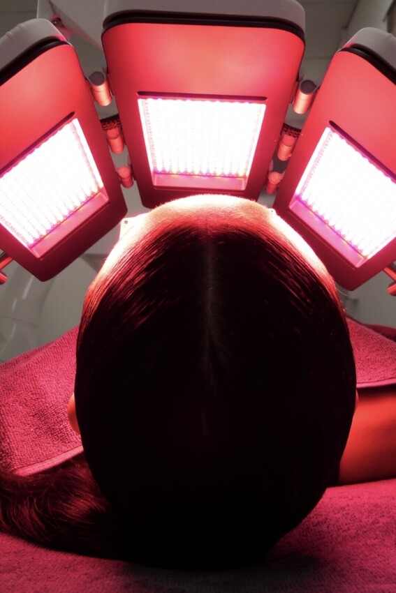 DERMULUX LED LIGHT THERAPY/ MICRODERM