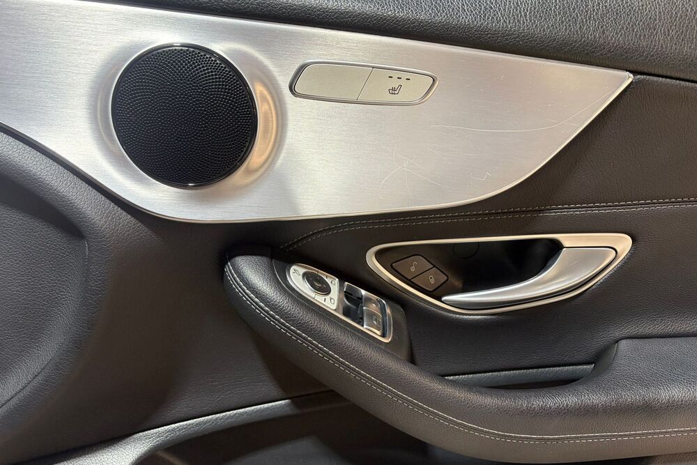 MERCEDES-BENZ C CLASS C200 AMG Line
