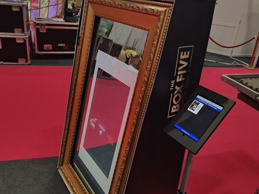 branded magic mirror hire at the ExCel, London, with sharing tablet
