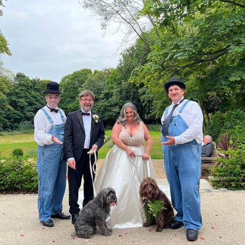 LAUREL & HARDY - Magicians