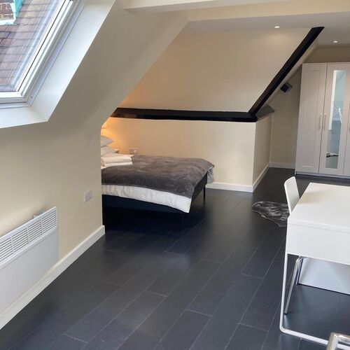 Top Floor, The Crown & Anchor, 47 High Street, Barnet EN5 5UW