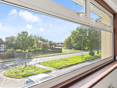 Kincardine Road, Carronshore, FK2 8AE