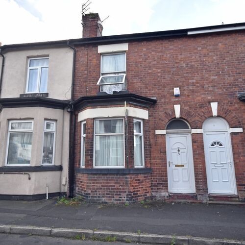 2 BEDROOM Mid Terrace For SALE