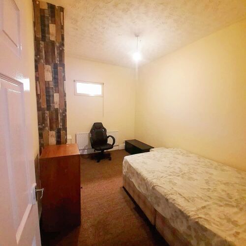 2-Bed Apartment To Let