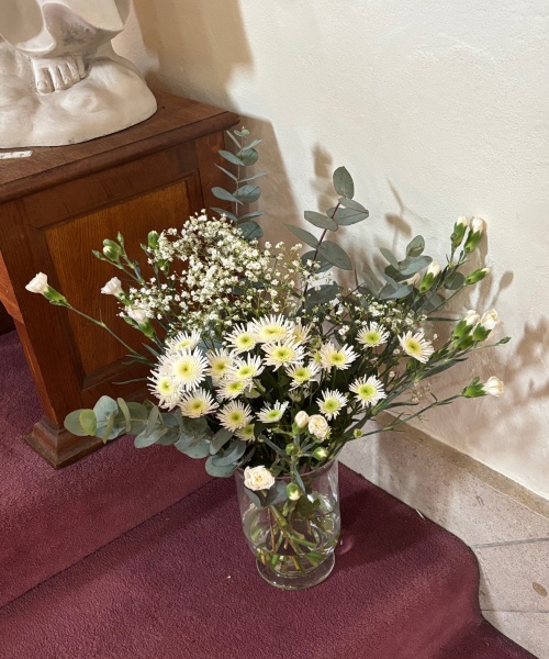 St Joan Of Arc Catholic Church | Catholic Church Farnham | Catholic Church Farnham Surrey | Mass times at St Joan of Arc Farnham