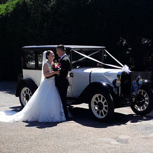 Gallery | Wedding Cars Harpenden, St Albans, Watford, Hemel Hempstead | Heritage Classic Cars